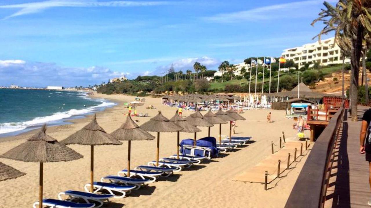 Mi Capricho B17 Beachfront Apartment Sitio de Calahonda Dış mekan fotoğraf