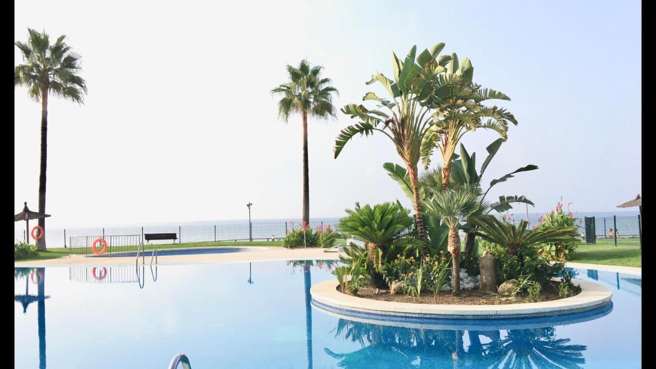 Mi Capricho B17 Beachfront Apartment Sitio de Calahonda Dış mekan fotoğraf