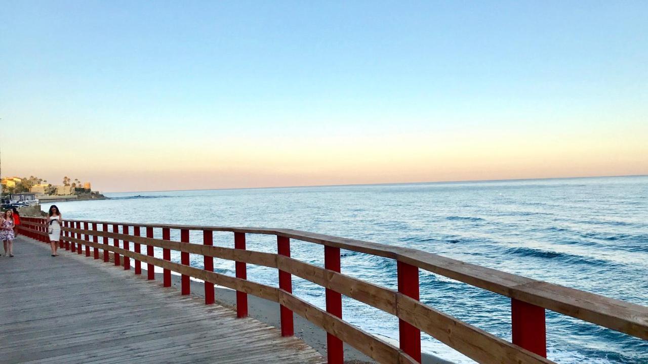 Mi Capricho B17 Beachfront Apartment Sitio de Calahonda Dış mekan fotoğraf