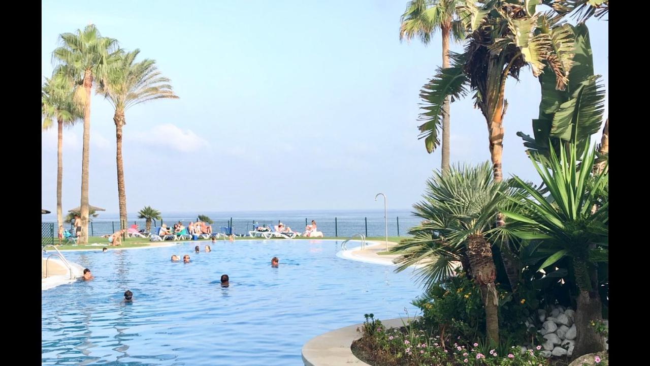 Mi Capricho B17 Beachfront Apartment Sitio de Calahonda Dış mekan fotoğraf