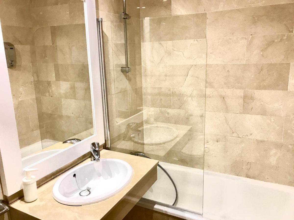 Mi Capricho B17 Beachfront Apartment Sitio de Calahonda Dış mekan fotoğraf
