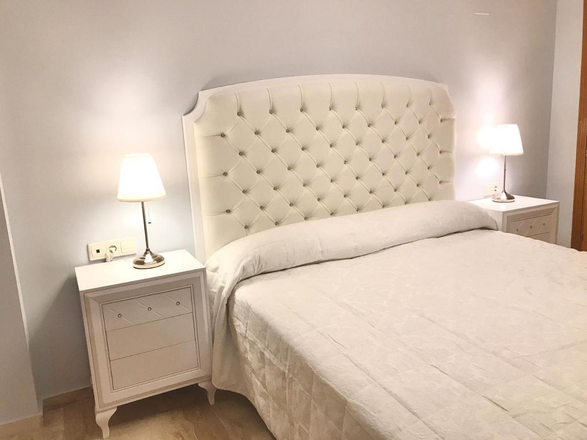 Mi Capricho B17 Beachfront Apartment Sitio de Calahonda Dış mekan fotoğraf