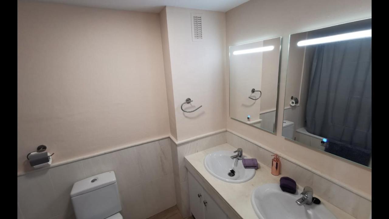 Mi Capricho B17 Beachfront Apartment Sitio de Calahonda Dış mekan fotoğraf